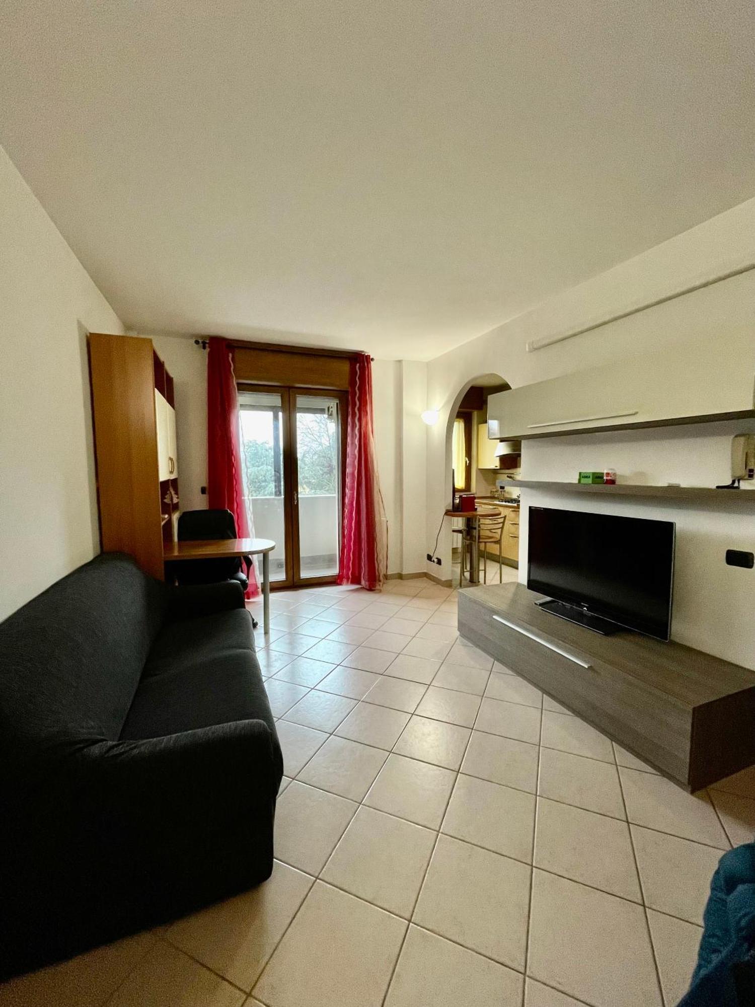Pm 2 Via De Gasperi Guest House Роццано Экстерьер фото